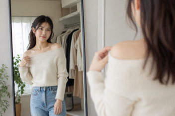 肩出し服が似合う体型へ｜骨格別の華奢見え術